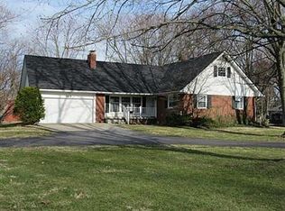 319 S School St, Brownsburg, IN 46112