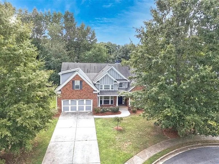 3516 Lori Ln — Photo 2