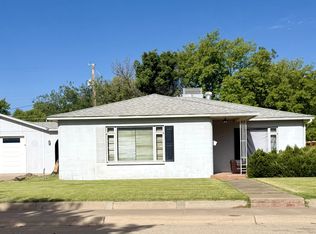 908 S 5th St, Artesia, NM 88210