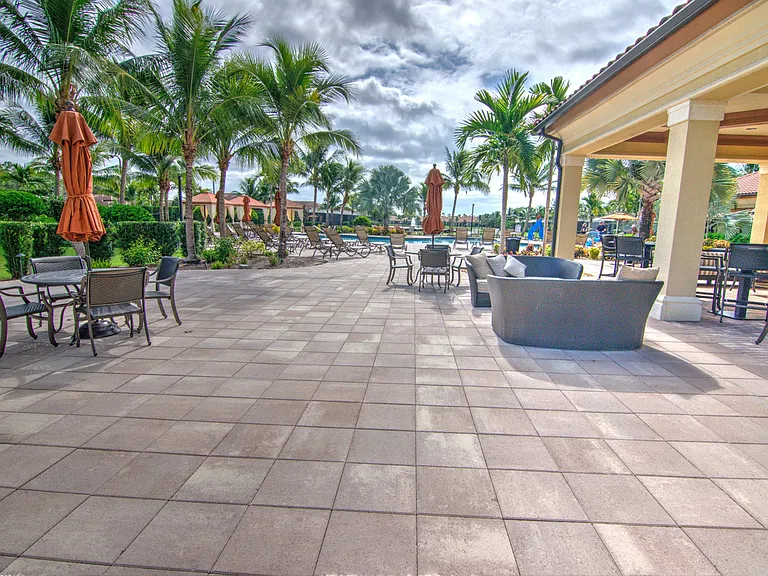 9385 Isla Bella Cir #ID1049687P — Photo 38
