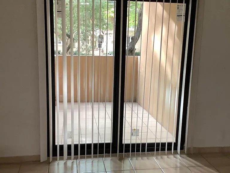 230 Calabria Ave — Photo 10