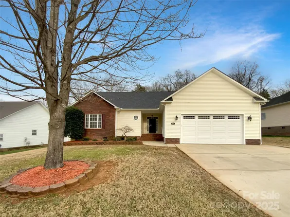 166 Oak Haven Pl NW, Concord, NC 28027