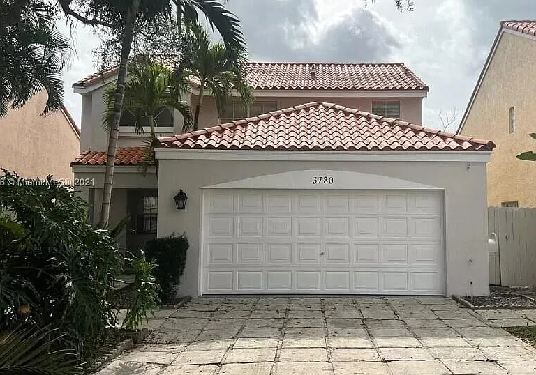 3780 Amalfi Dr #3780 — Photo 17