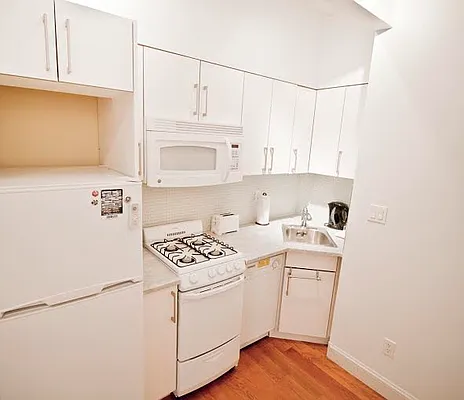 Rented by GRA Holdings | media 10