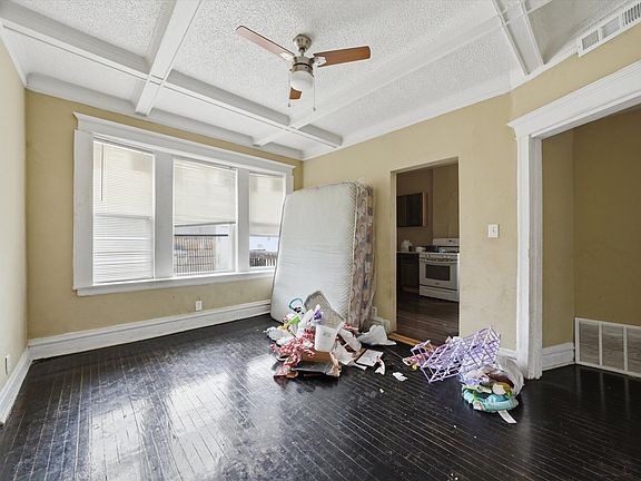5th image of 6140 S Rhodes Ave