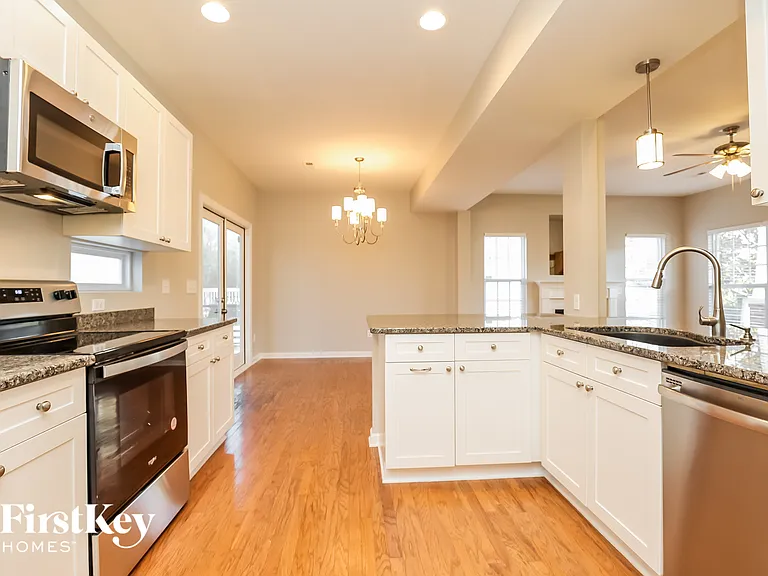 1431 Bern Dr — Photo 4