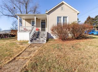 320 N 7th St, De Soto, MO