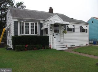 208 Warren Ave, Bellmawr, NJ 08031