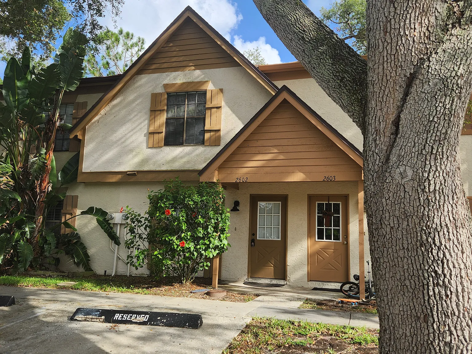 2 bed, 2.5 bath, 1088 sqft, $2,000 — Photo 2