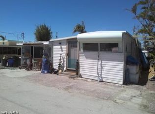 2610 Pine St, Matlacha, FL 33993