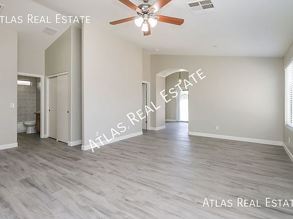 5th image of 2472 W Wrangler Way
