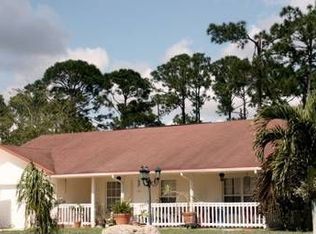 16745 E Secretariat Dr, Loxahatchee, FL 33470