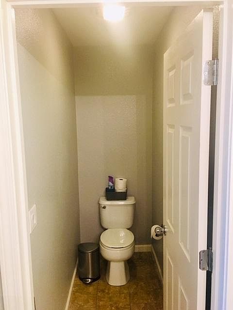 Master toilet room