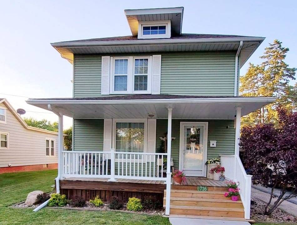 1st image of 716 W Archer Ave