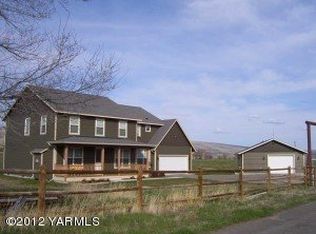 6799 N Wenas Rd, Selah, WA 98942