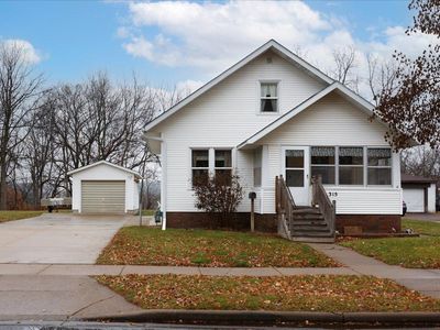 315 12th Ave W, Menomonie, WI, 54751