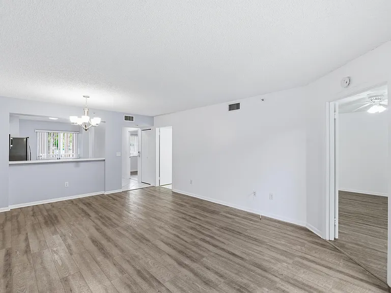 9511 Weldon Cir #G207 — Photo 12