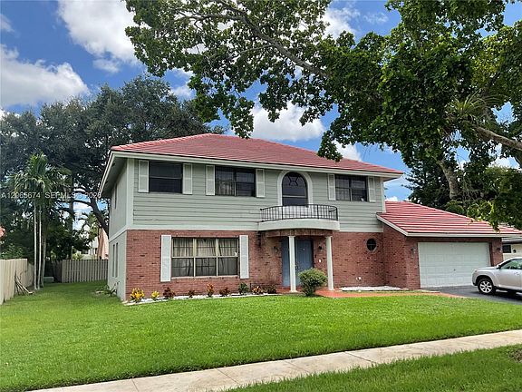 3rd image of 760 Blue Ridge Way