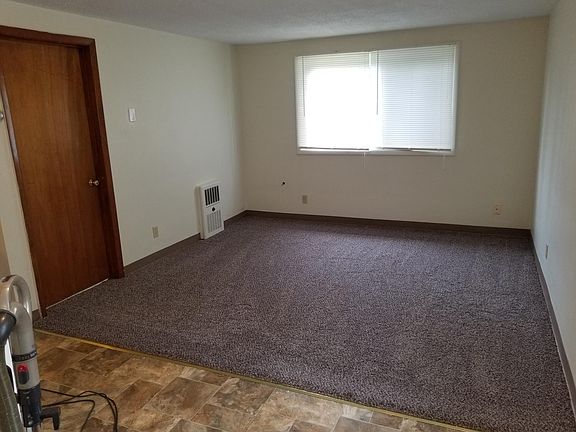 3rd image of 1685 Jane Dr #16
