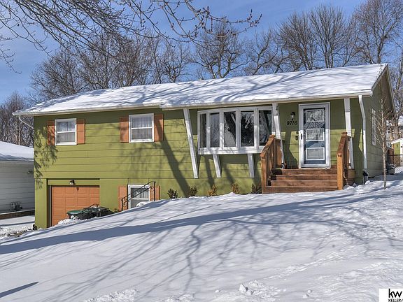 3rd image of 9716 Yates St