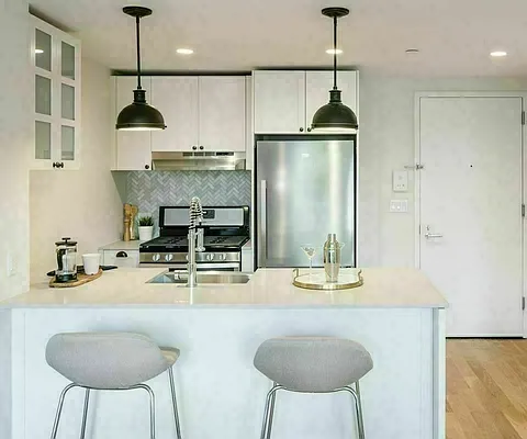 Rented by Zjama Realty Corp | media 2