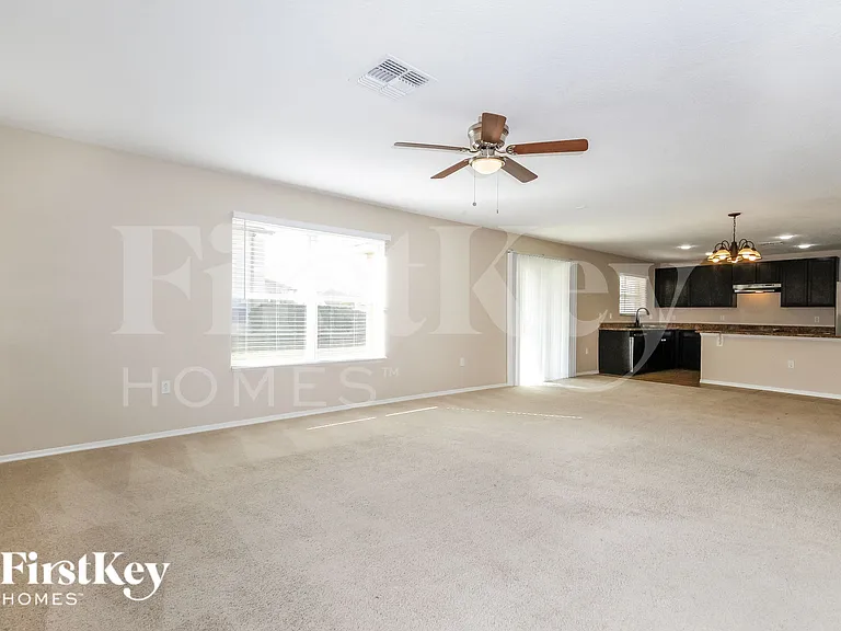 4184 Festival Pointe Blvd — Photo 11