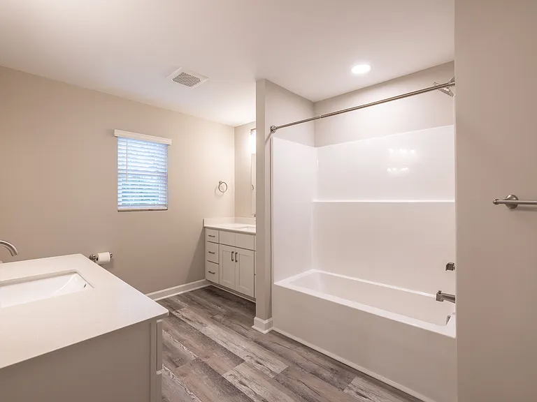 810 Long St — Photo 35