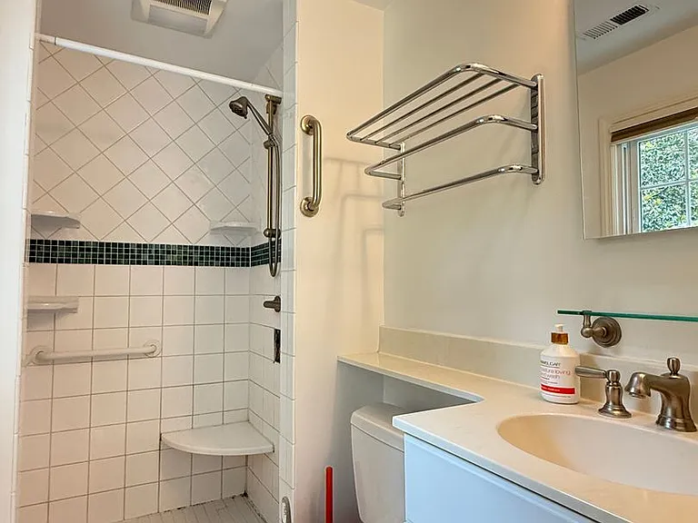 5200 Massachusetts Ave — Photo 20