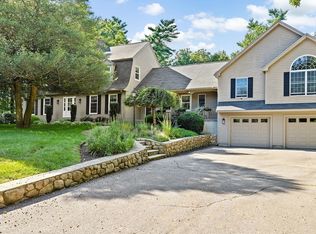 128 S Pickens St, Lakeville, MA 02347
