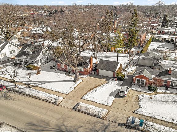 3rd image of 1830 N Gulley Rd