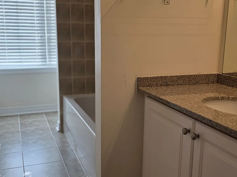 51 Waite Cres — Photo 17