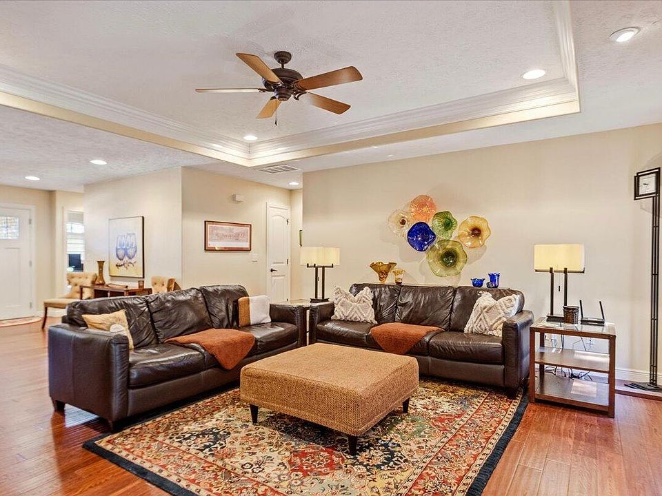 2nd image of 896 N Pearson Court