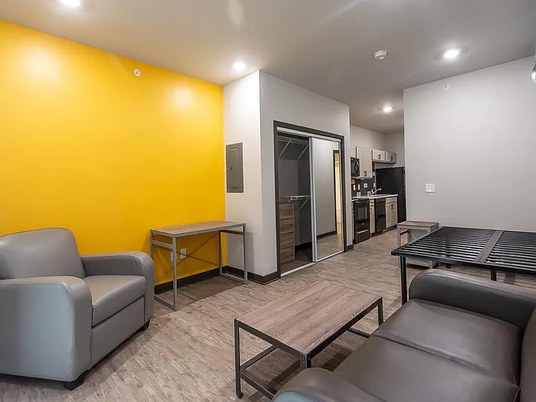 G3 Apartments — Photo 16