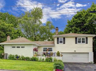238 N 3rd St, New Freedom, PA 17349