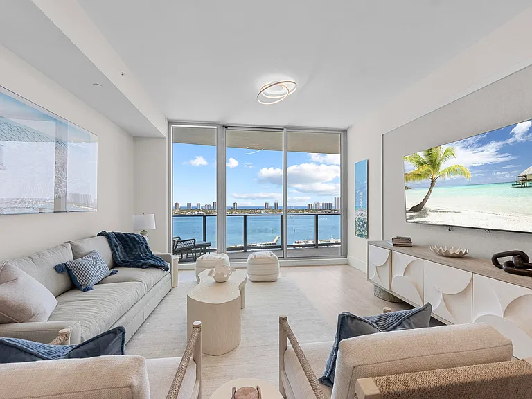 220 Lake Shore Dr #1410 — Photo 9