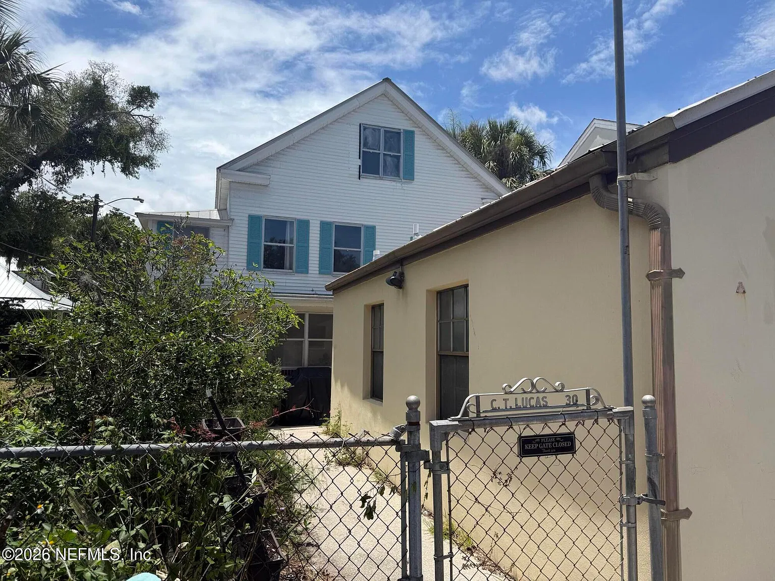 2 bed, 2.0 bath, 1200 sqft, $1,500 — Photo 2