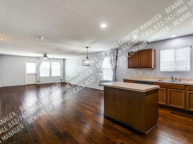 1128 Foxglove Ln — Photo 18