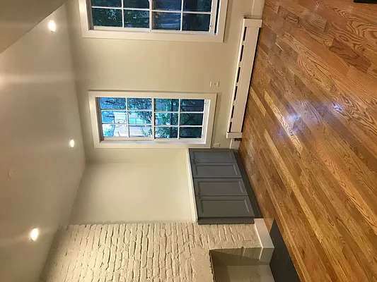 Rented by Downtown Realty Group LTD | media 29