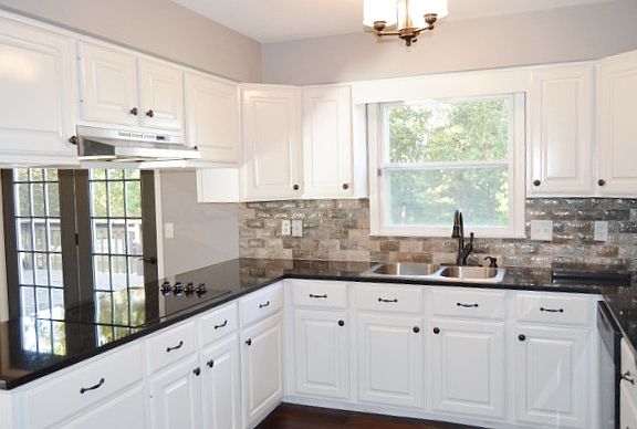 4th image of 11325 Bay Hills Dr