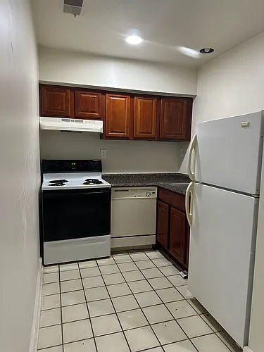 901 Saint Paul St Photo 1