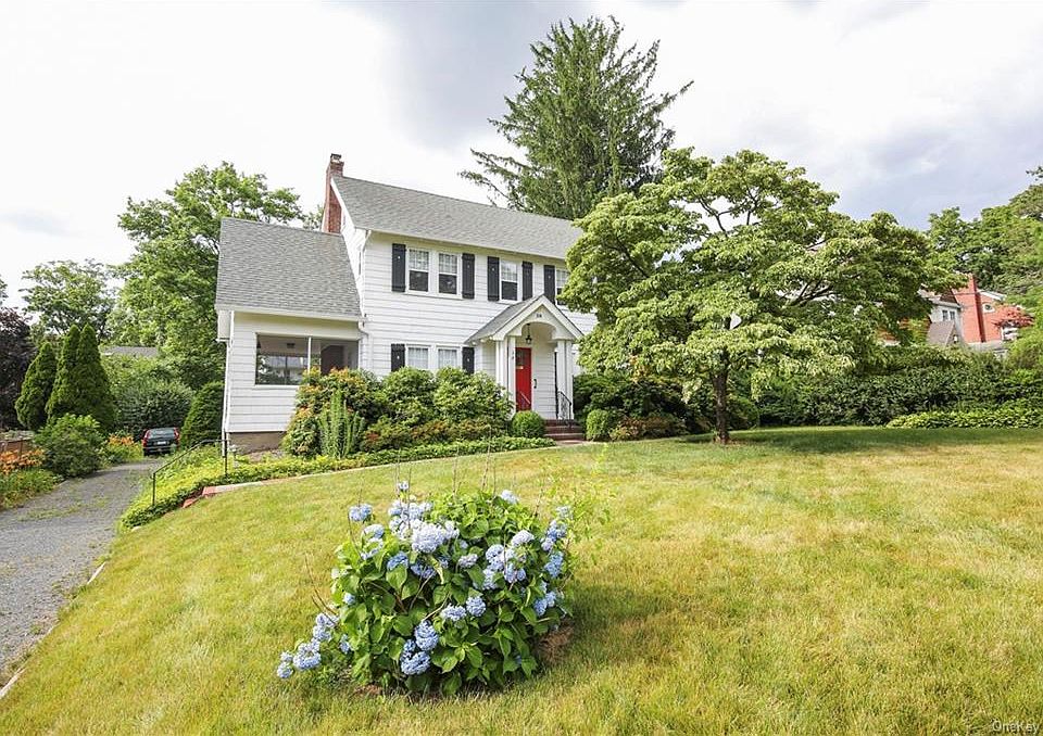 1st image of 28 Earlwoode Dr