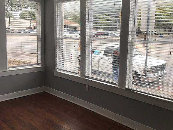 4th image of 508 N Winnetka Ave #102