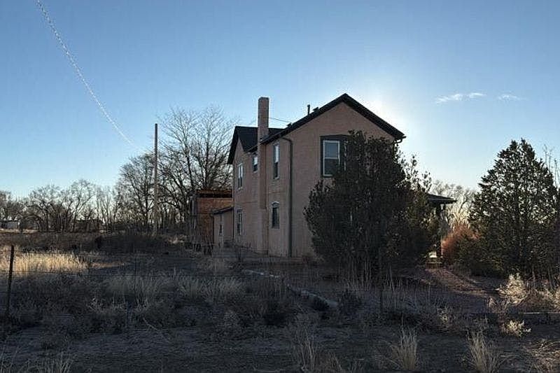 2nd image of 135 36th Ln