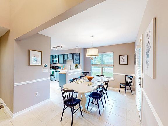 2nd image of 1548 Ritchie Ln