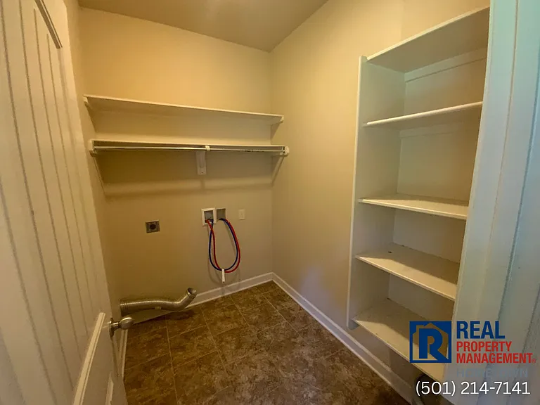 7503 Royal Oaks Dr — Photo 11