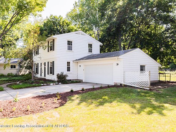 4th image of 2633 Linden St