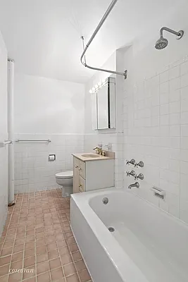 Sold by Corcoran | media 14