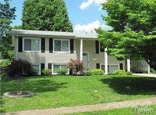 465 Downing Ave, Florissant, MO 63031