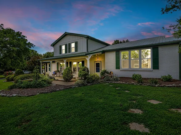 921 Hickory Hills Dr, Franklin, TN 37067