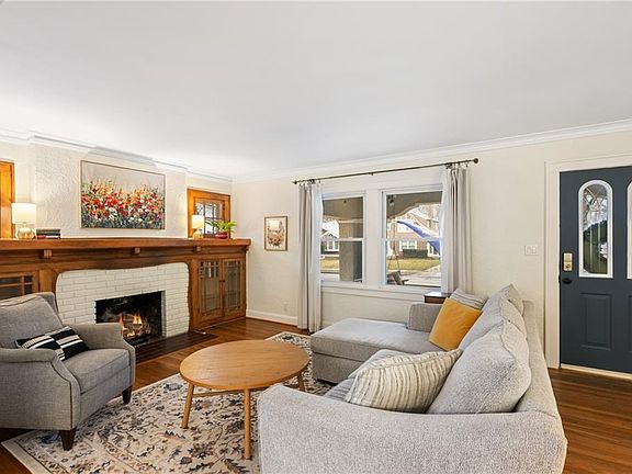 5th image of 7232 Madison Ave